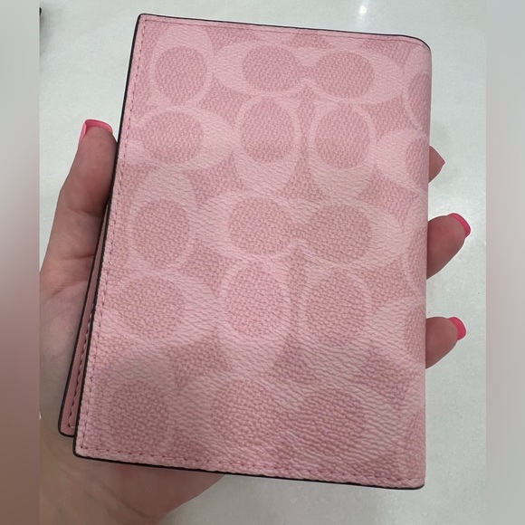 Coach Powder Pink Passport Card Case - Picture 2 of 12